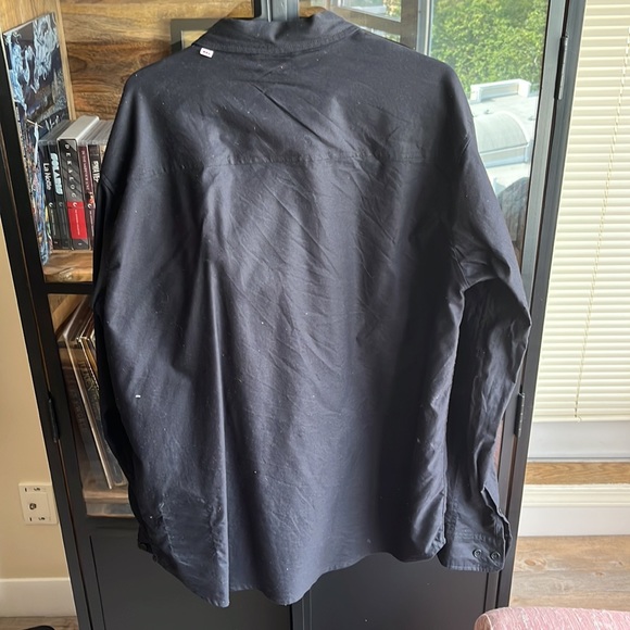 Globe Black Button Up - Picture 2 of 2
